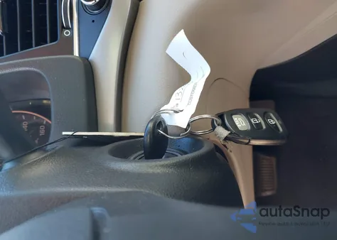 2017 Hyundai Elantra Se z USA, uszkodzony, nr VIN 5NPD84LF3HH129690